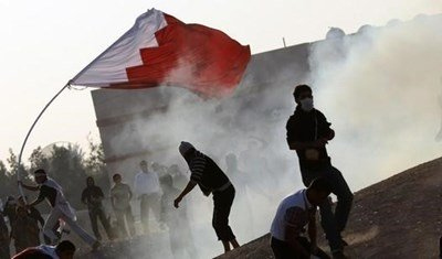 Cadena perpetua para trece activistas en Bahréin